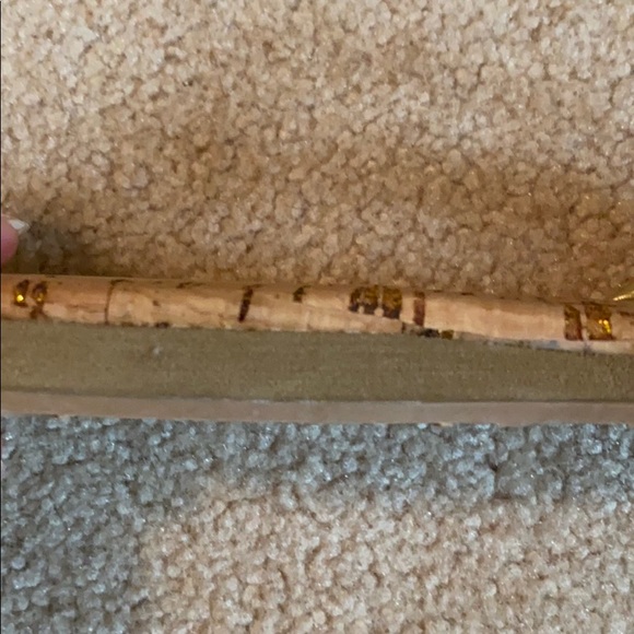 Candie’s Gold Cork Flip Flops - Picture 4 of 4